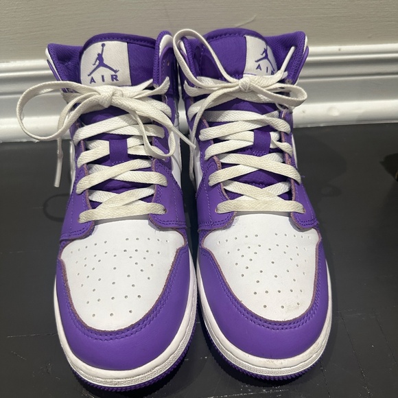 *Almost new* Air Jordan 1 Midi - Picture 6 of 10